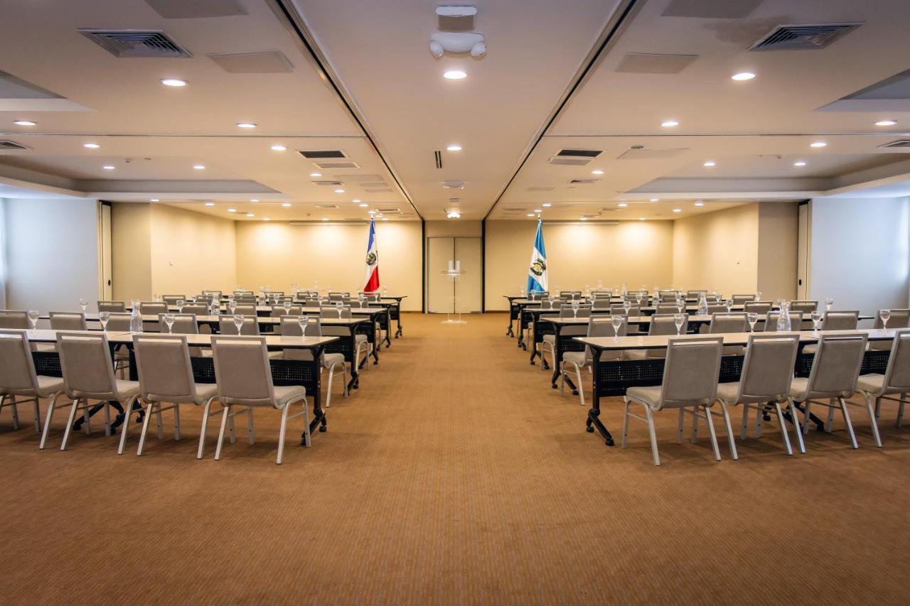 Latam Plaza Pradera קצאלטננגו